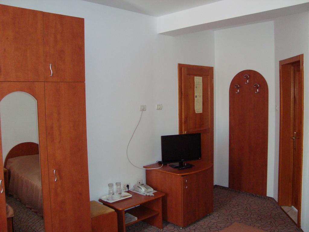 Hotel Lotus Arad Dış mekan fotoğraf