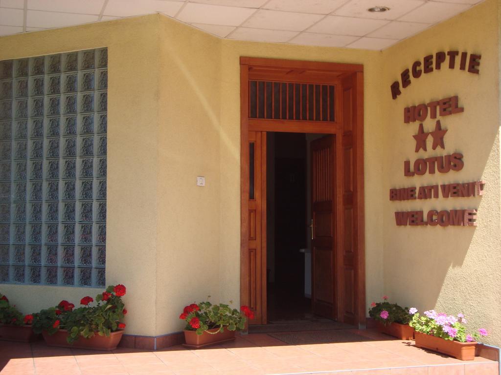 Hotel Lotus Arad Dış mekan fotoğraf