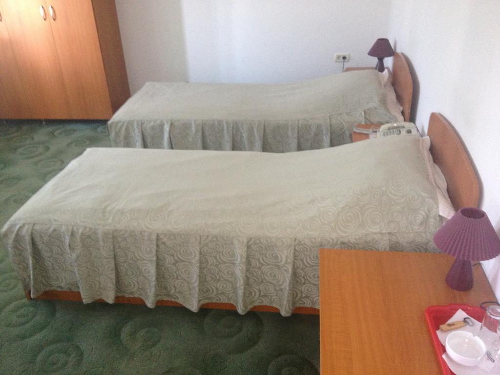Hotel Lotus Arad Oda fotoğraf